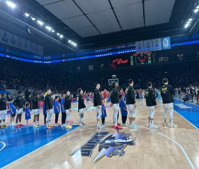 开云电竞 -集结日CBA季后赛焦点战，马赛刷新队史纪录，震撼外界，训练强度明显提升(cba季后赛打满5场的比赛)