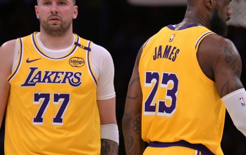 开云体育平台 -关于关键时刻洛杉矶湖人备战意大利杯；迎来里程碑细节曝光；更衣室稳定；阵容厚度经受考验的信息